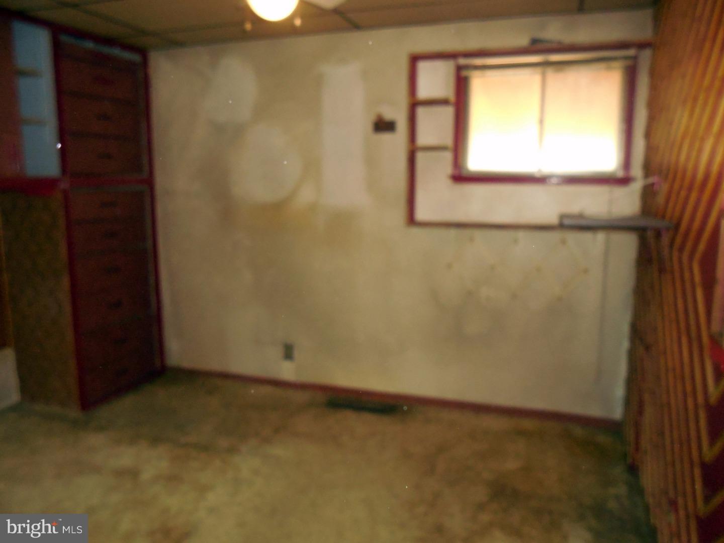 2140 Catasauqua Road Bethlehem, PA 18018 - Photo 11 of 14 Gallery Image 11