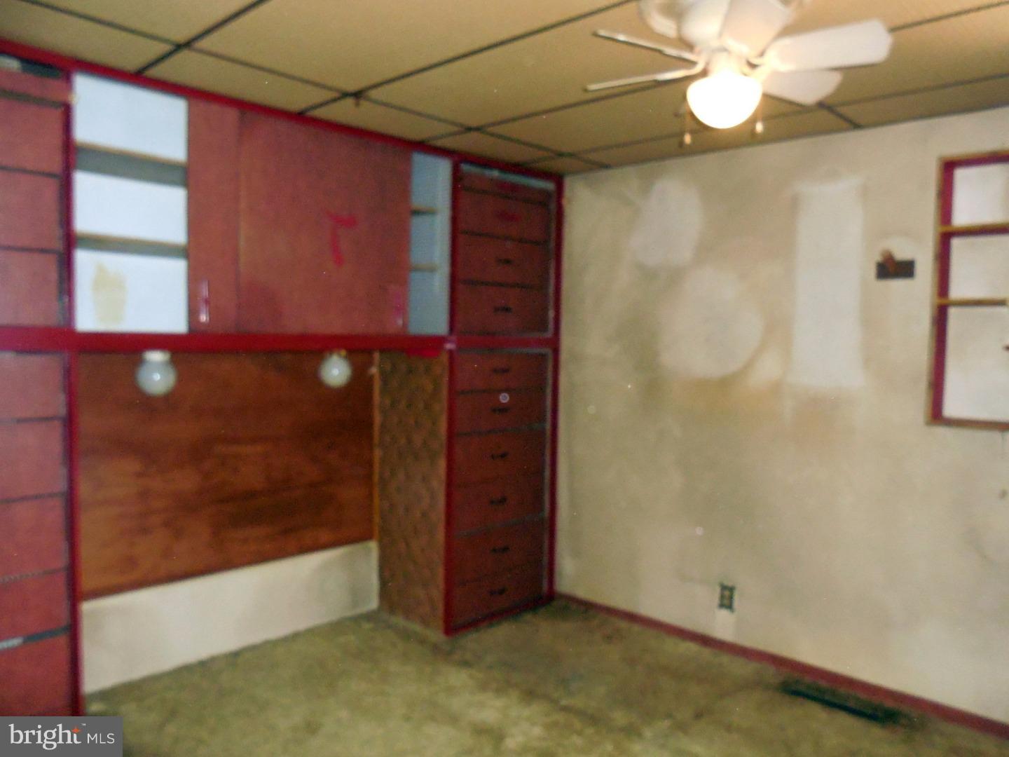 2140 Catasauqua Road Bethlehem, PA 18018 - Photo 10 of 14 Gallery Image 10
