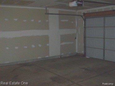 10846 Pardee Road, Unit 62 Taylor, MI 48180 - Photo 20 of 21 Garage Interior.jpg
