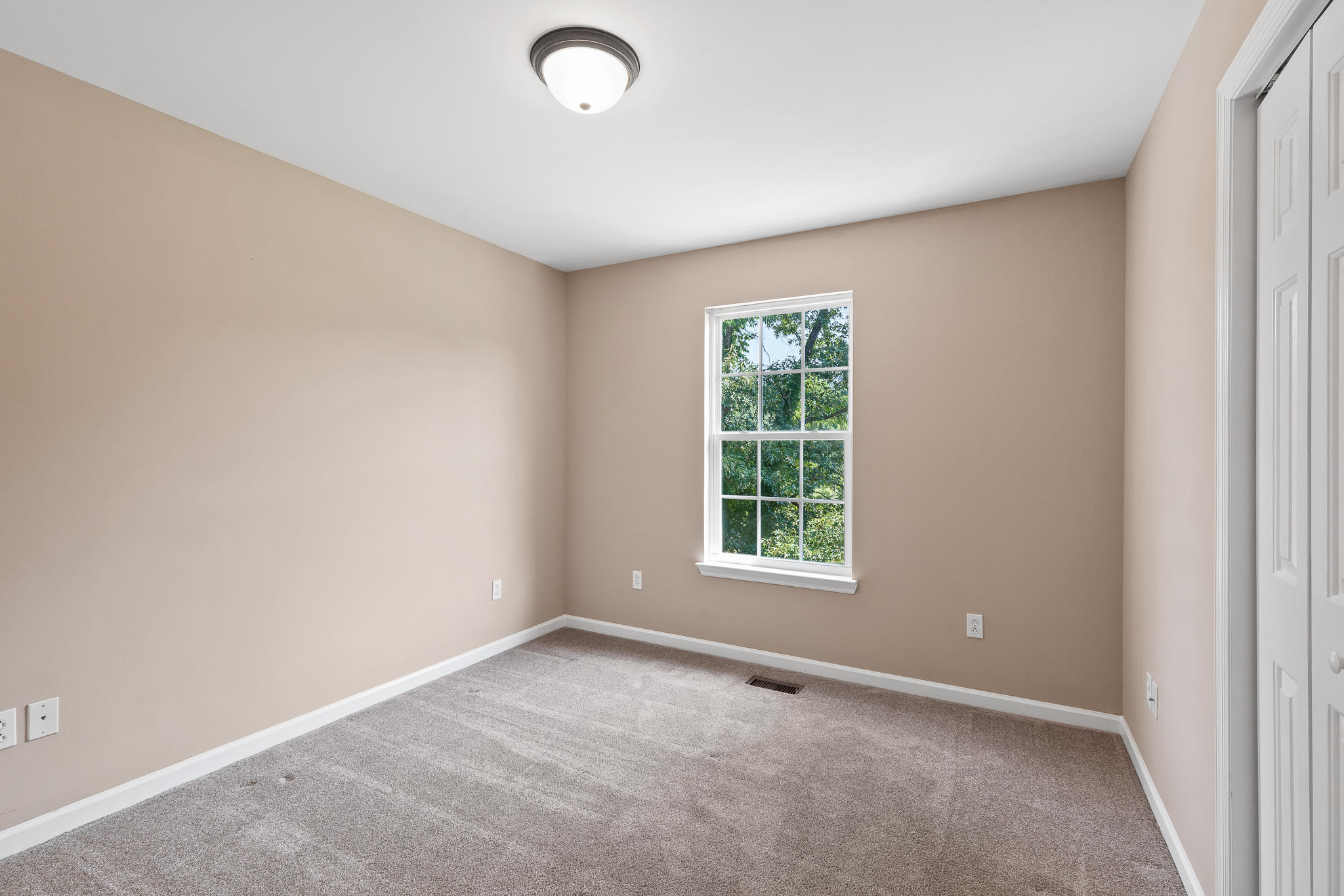 826 Altamont Road Chattanooga, TN 37415 - Photo 13 of 32 Altamont-21