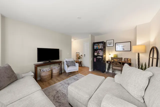 $459,000 | N082 Forsythe Court, Winfield, IL 60190