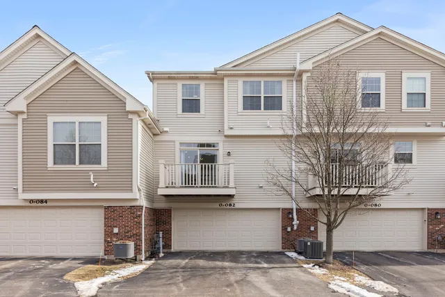 $459,000 | N082 Forsythe Court, Winfield, IL 60190