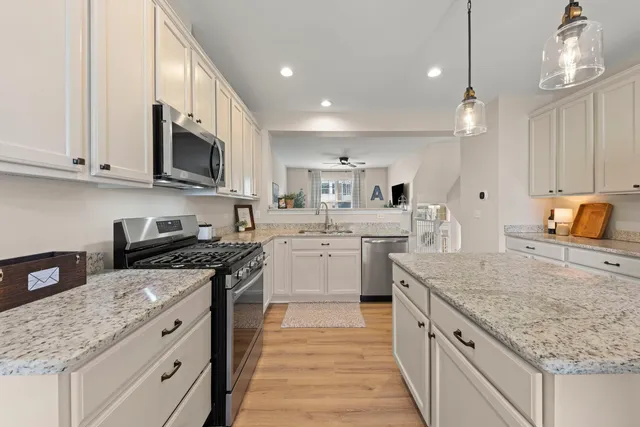 $459,000 | N082 Forsythe Court, Winfield, IL 60190