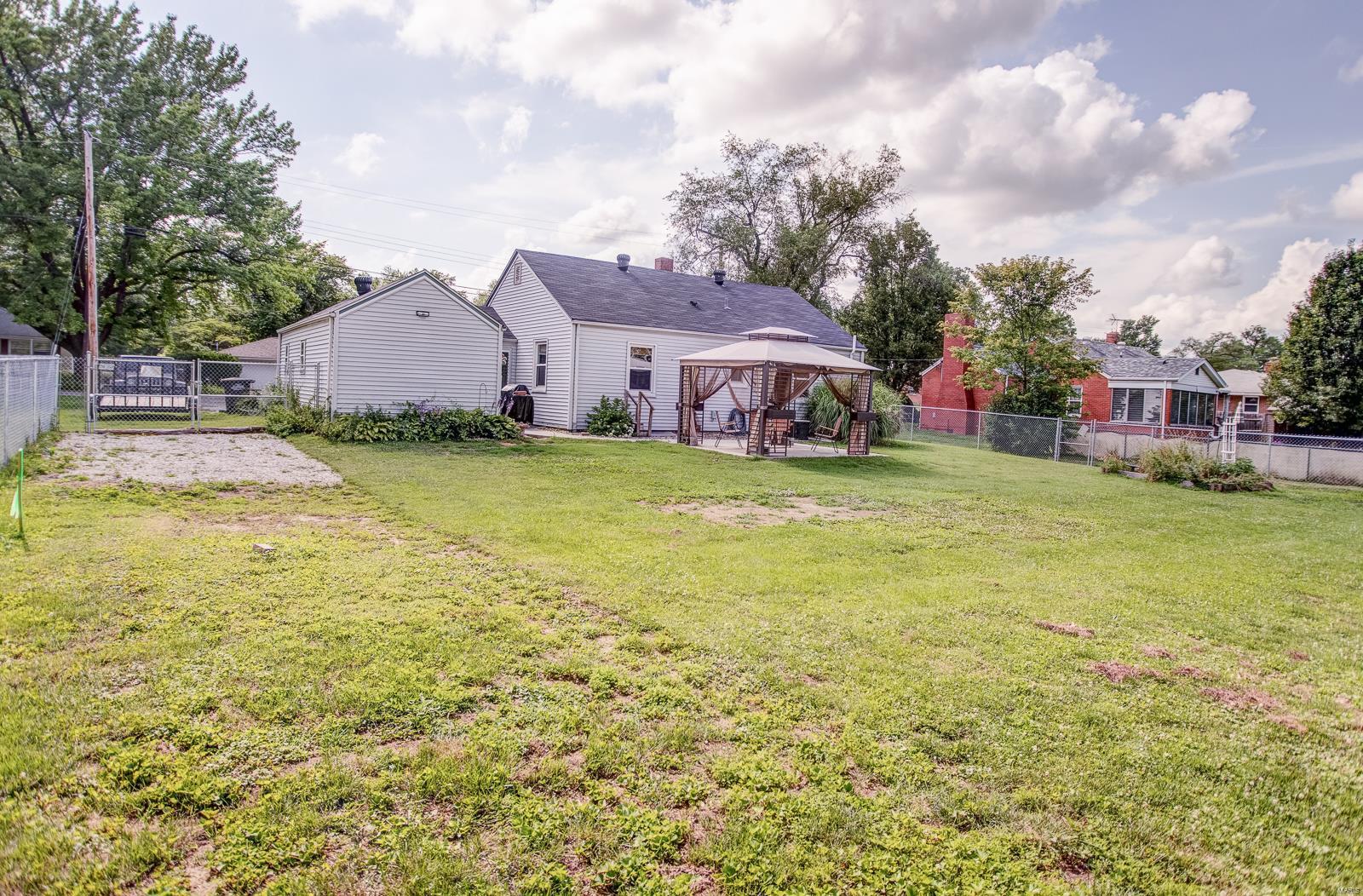 2815 Ridgedale Drive Godfrey, IL 62035 - Photo 26 of 33 Gallery Image 26