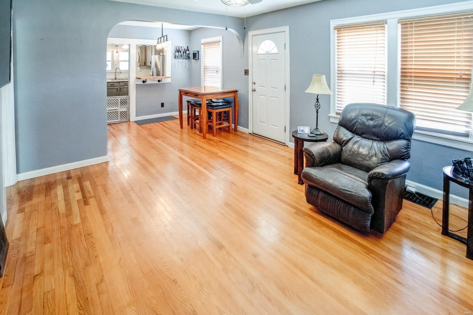 2815 Ridgedale Drive Godfrey, IL 62035 - Photo 9 of 33 Gallery Image 9