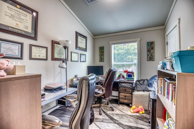 $345,000 | 102 Hilltop Court, Somerville, TX 77879