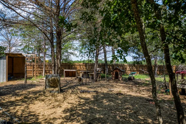 $345,000 | 102 Hilltop Court, Somerville, TX 77879