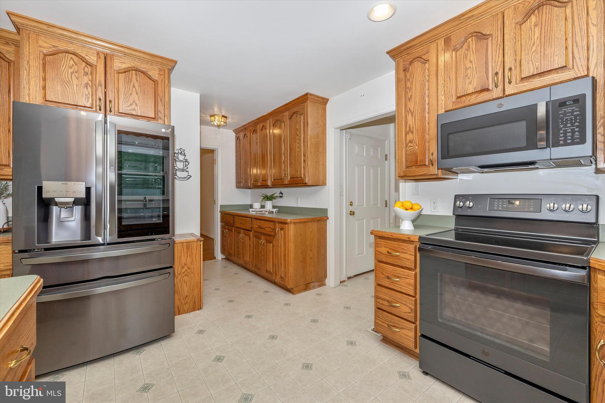 8241 Ball Road Frederick, MD 21704 - Photo 11 of 47 Kitchen