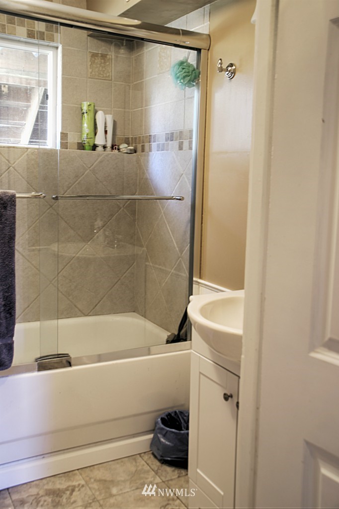 7520 Ridge Way Edmonds, WA 98026 - Photo 18 of 22 Gallery Image 18