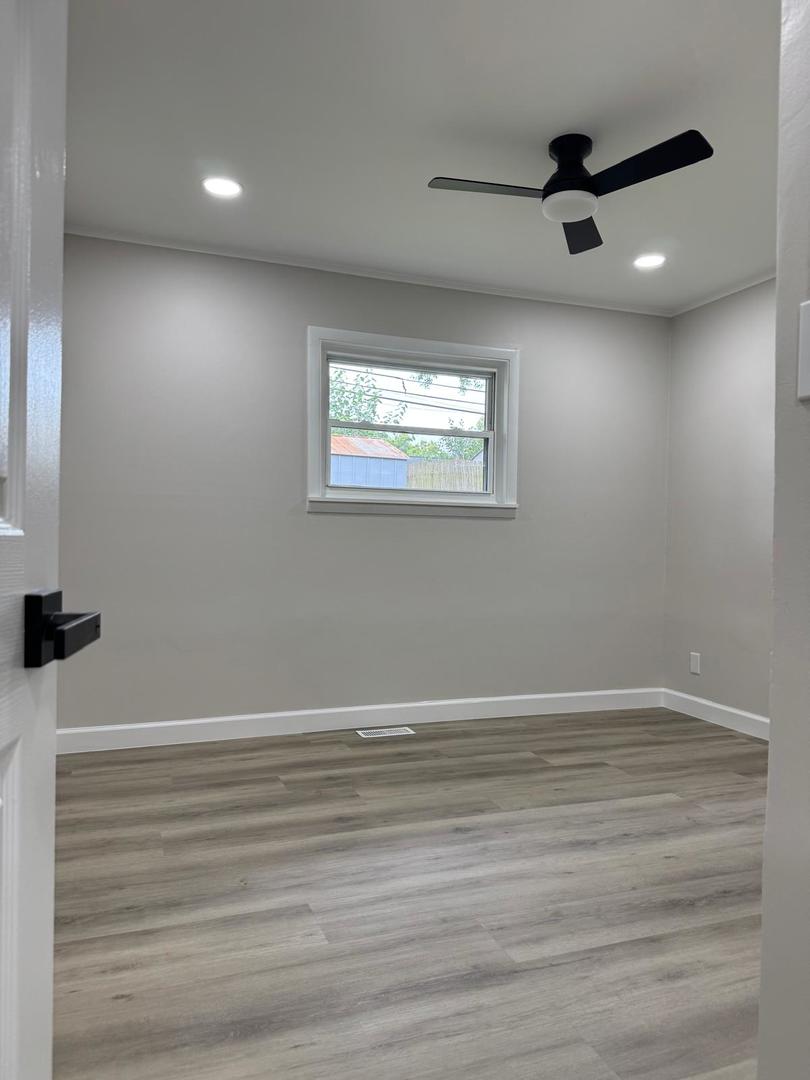 144 North Pinecrest Road Bolingbrook, IL 60440 - Photo 6 of 19 Gallery Image 6