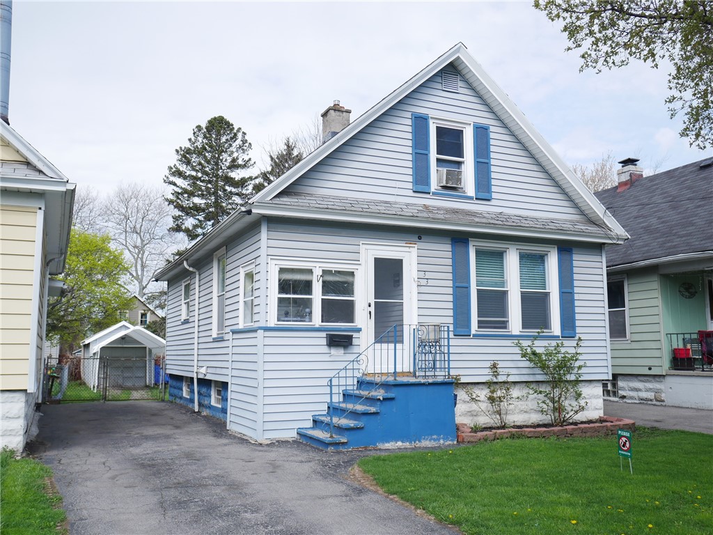 33 Sterling Street Rochester, NY 14606 - Photo 2 of 19