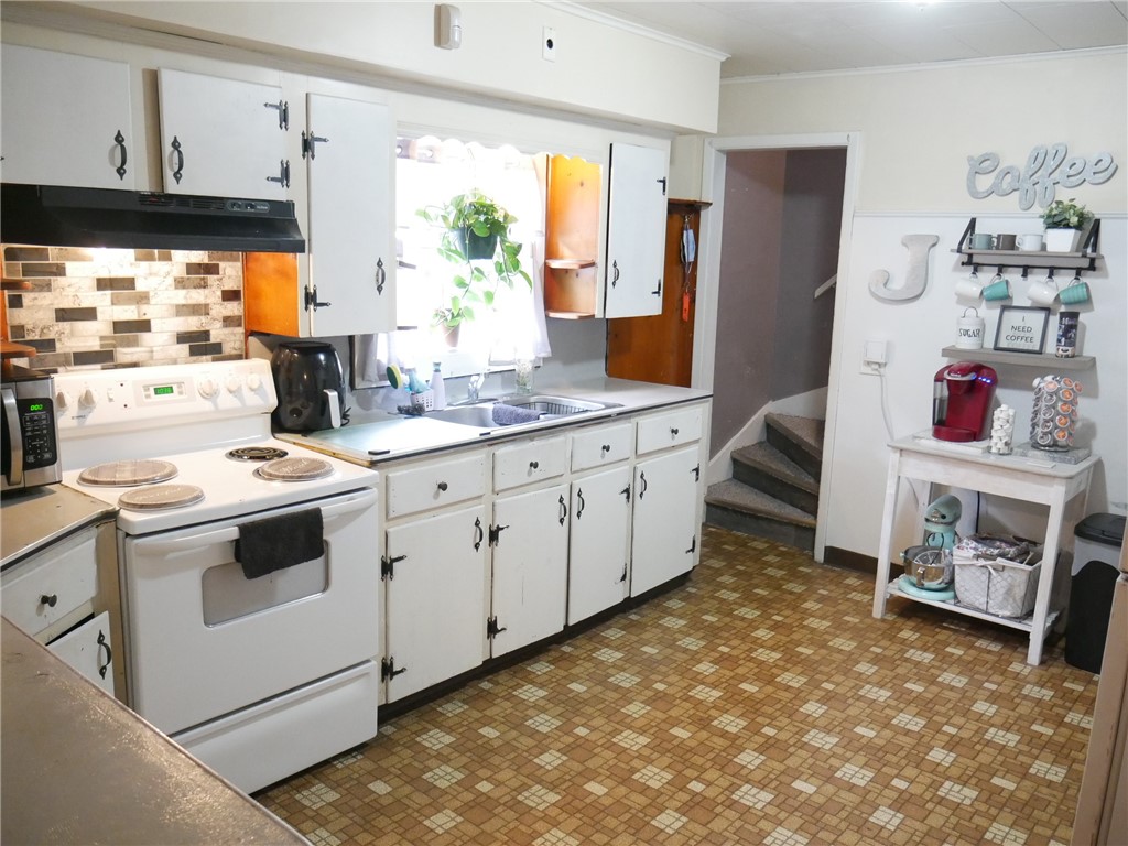 33 Sterling Street Rochester, NY 14606 - Photo 6 of 19