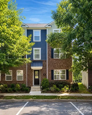 $500,000 | 16716 Summers Walk Boulevard, Davidson, NC 28036