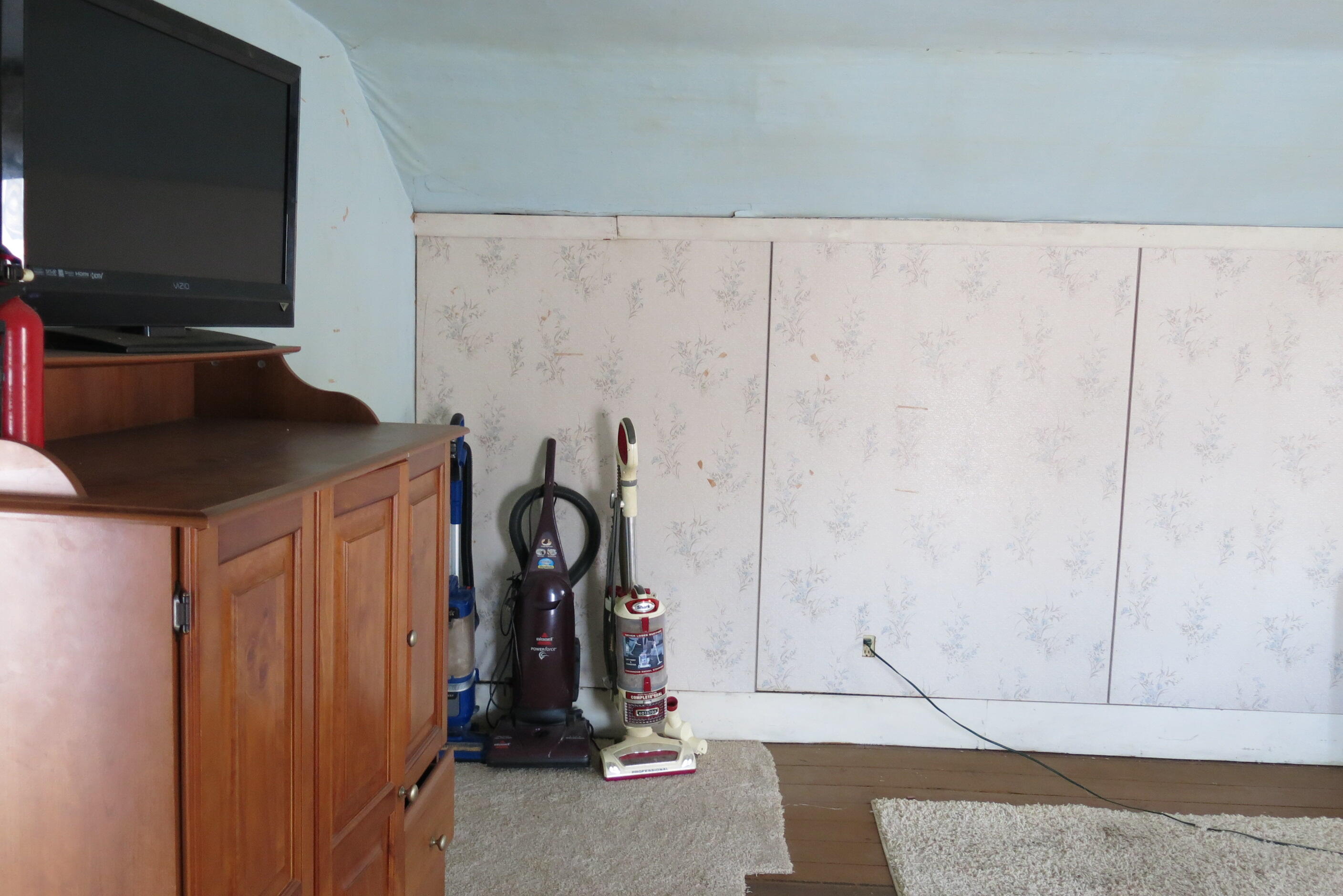 717 East Girard Road Quincy, MI 49082 - Photo 18 of 39 IMG_0393