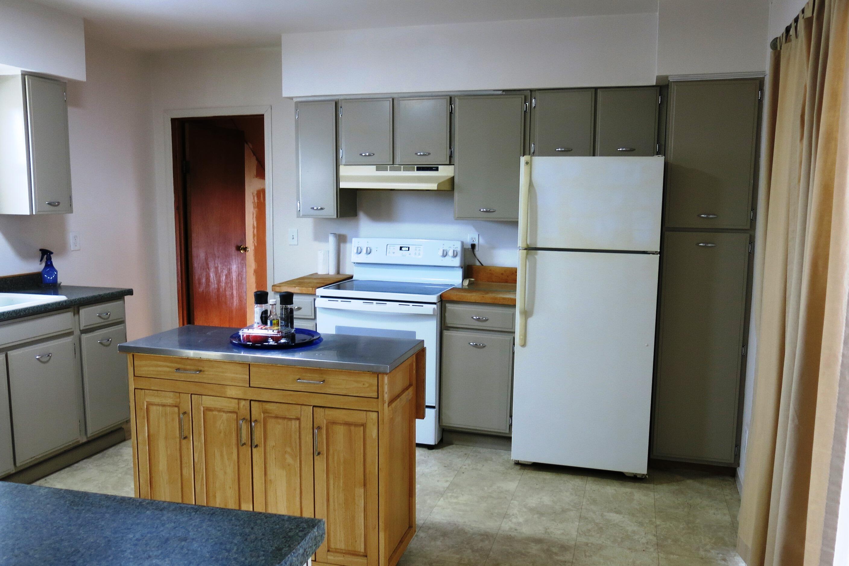 717 East Girard Road Quincy, MI 49082 - Photo 7 of 39 IMG_0375