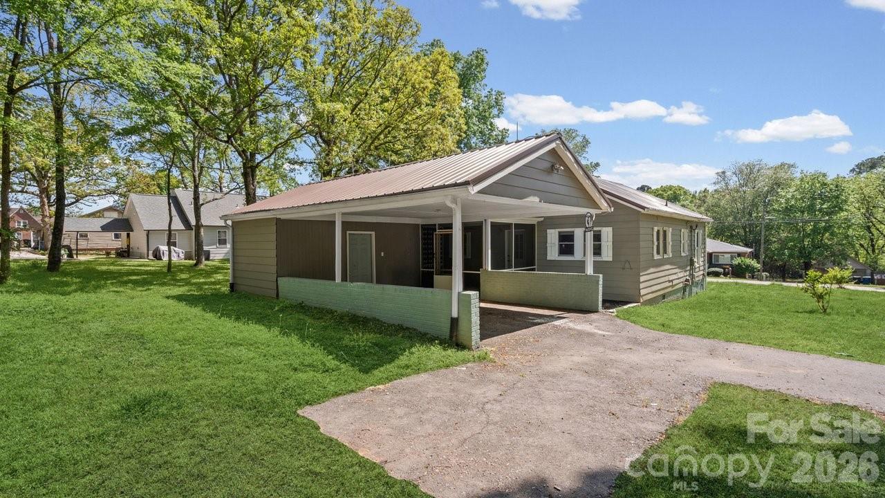 612 Rowan Mill Road Salisbury, NC 28147 - Photo 3 of 21