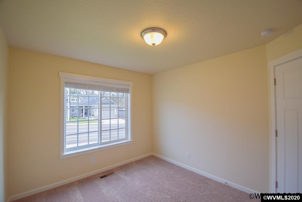 5707 Delaney Road Southeast Turner, OR 97392 - Photo 9 of 24