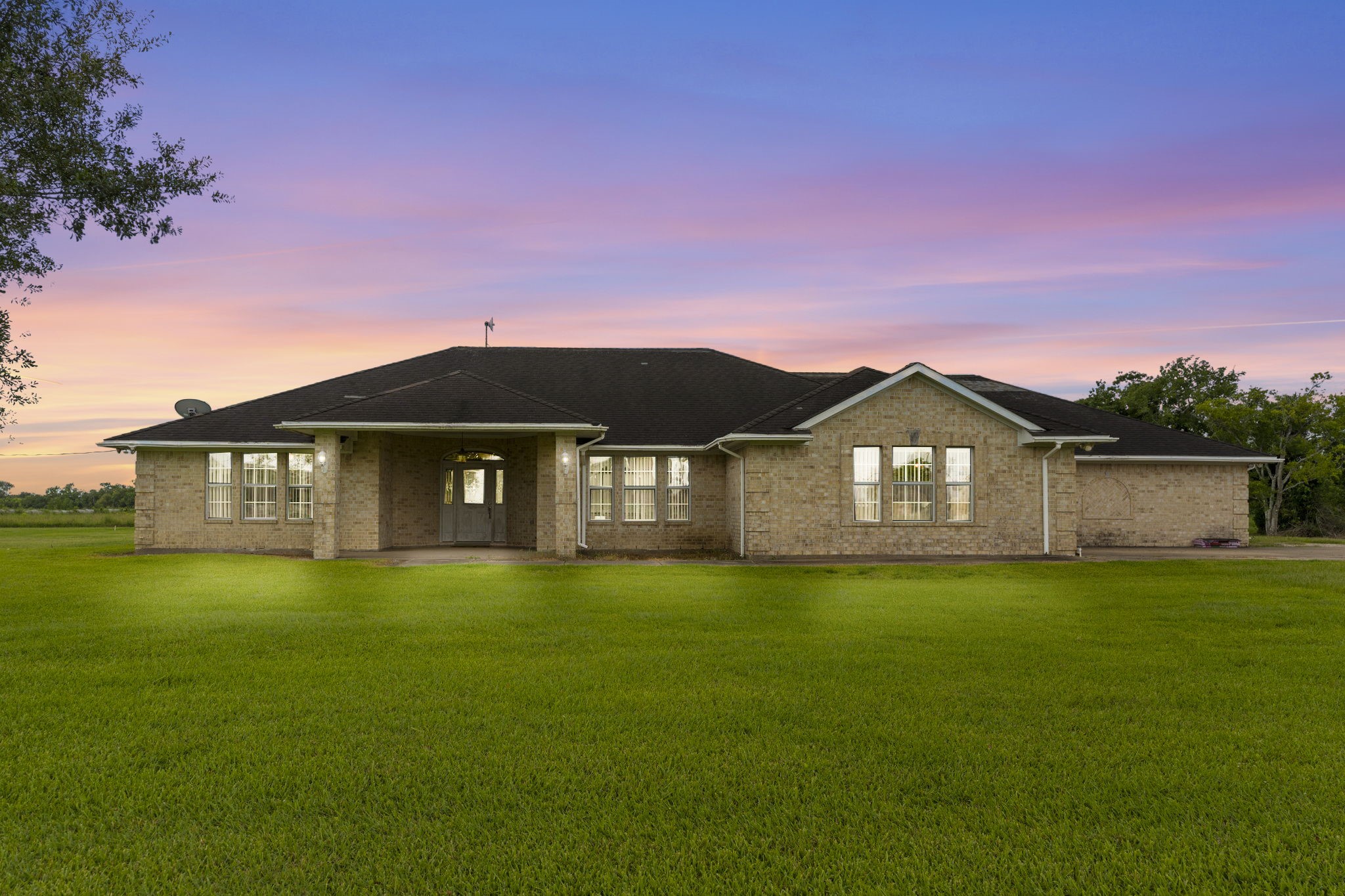 4338 Davenport Parkway Rosharon, TX 77583 - Photo 8 of 46