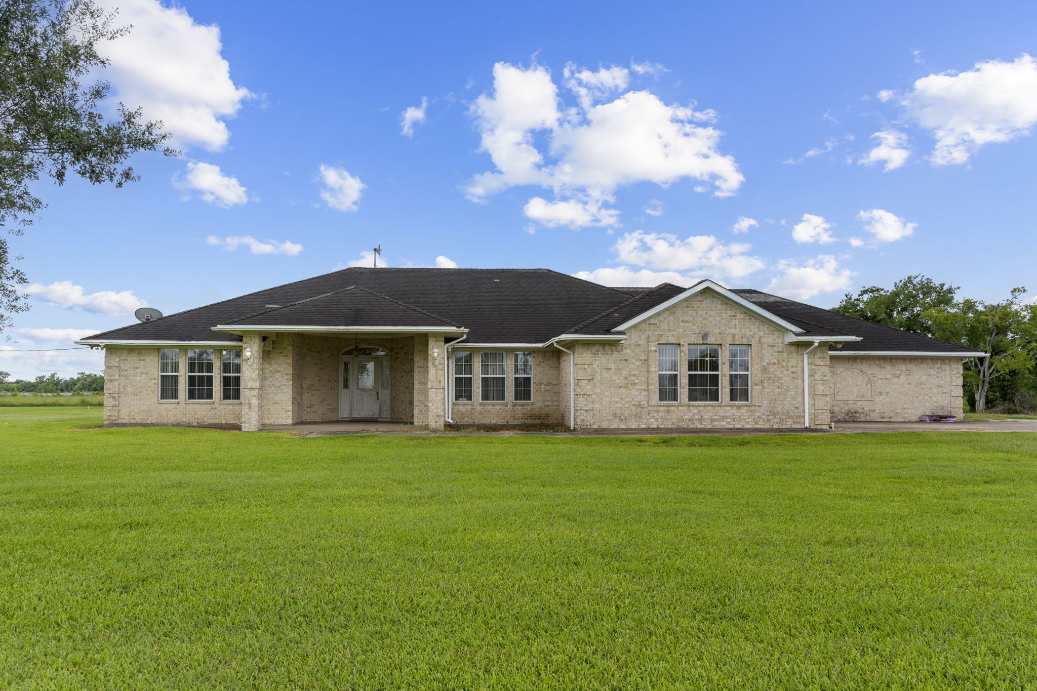 4338 Davenport Parkway Rosharon, TX 77583 - Photo 10 of 46