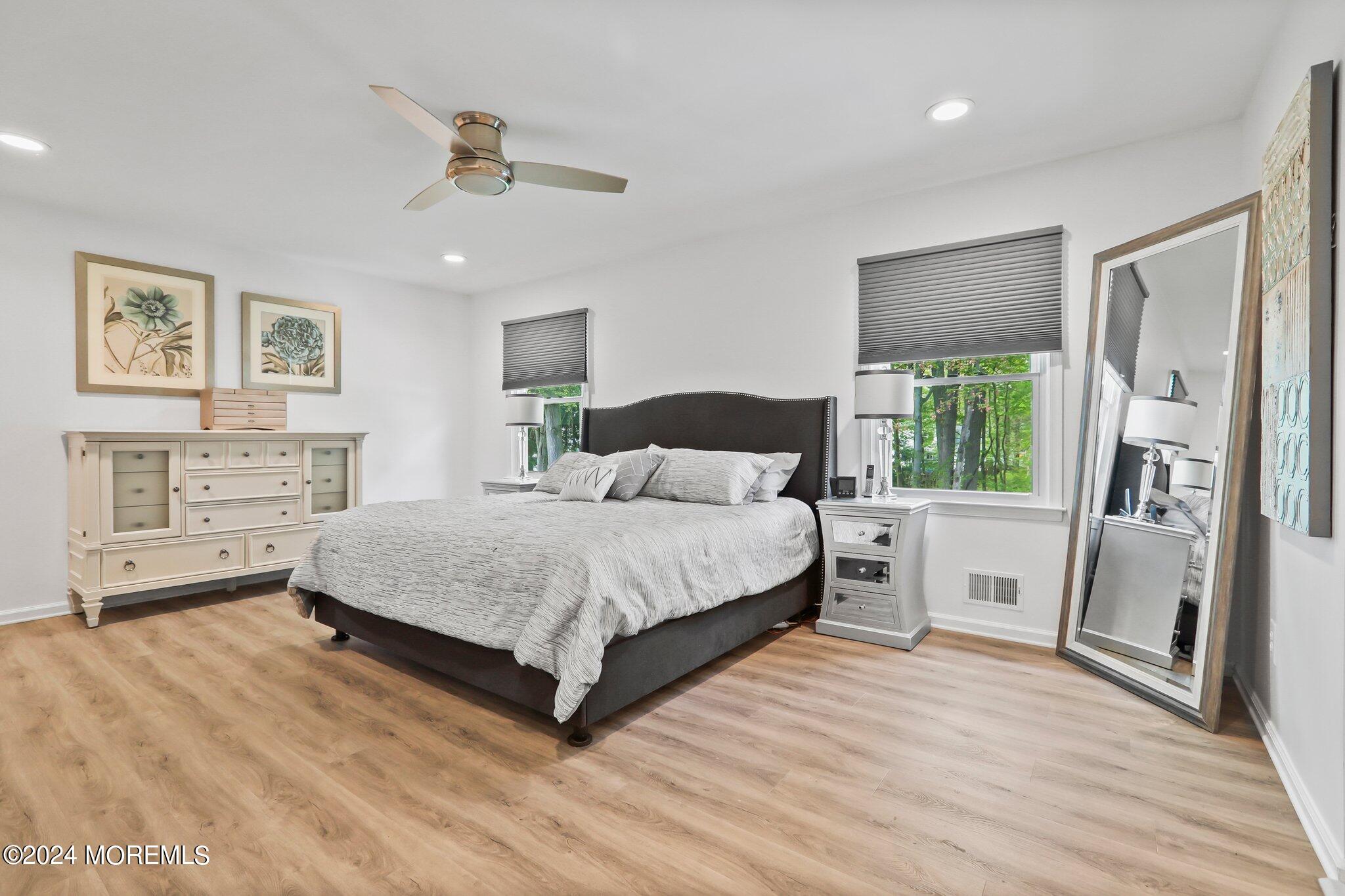 24 Apache Drive Manalapan, NJ 07726 - Photo 13 of 25 MASTER BEDROOM