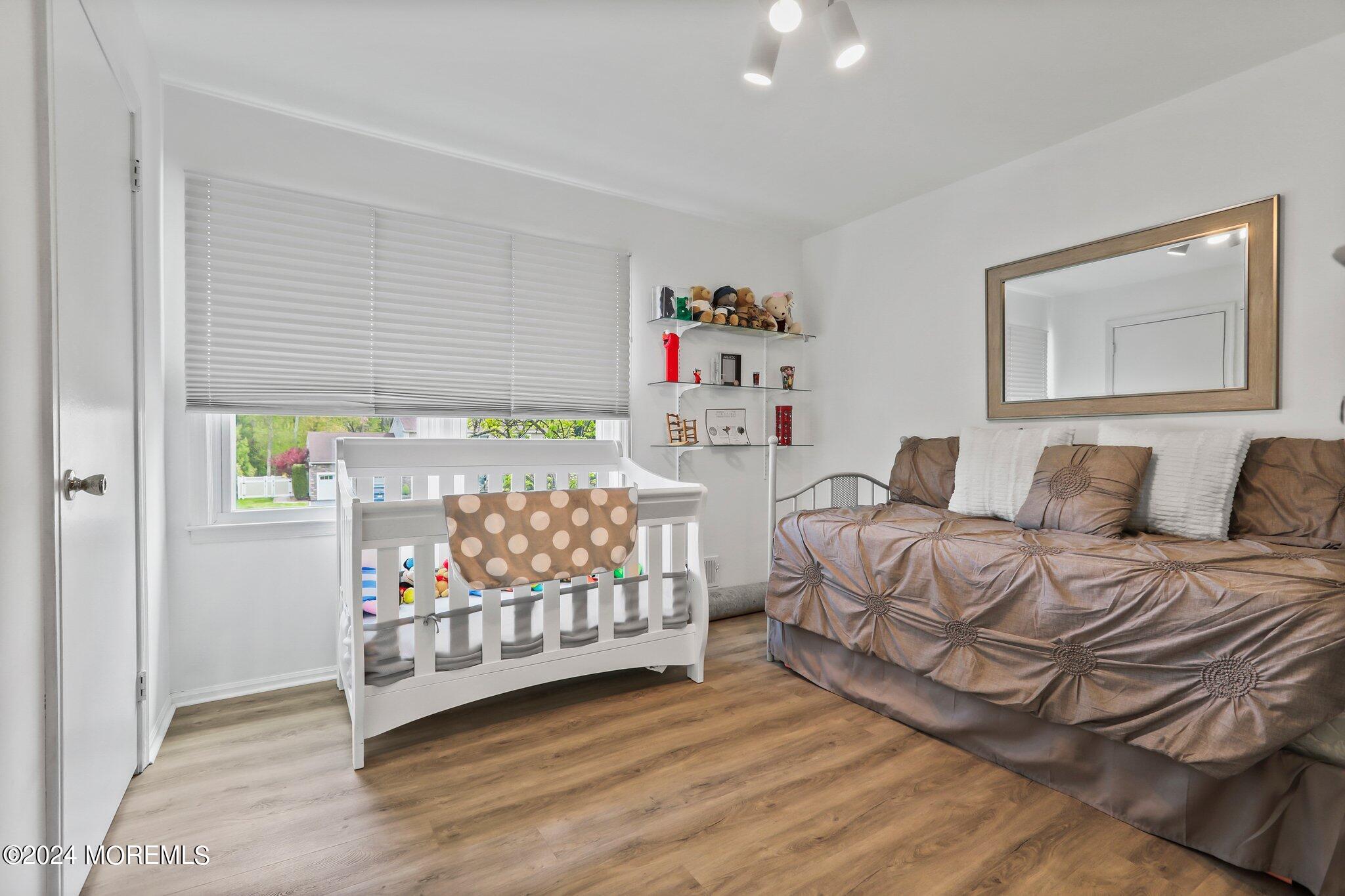 24 Apache Drive Manalapan, NJ 07726 - Photo 17 of 25 BEDROOM