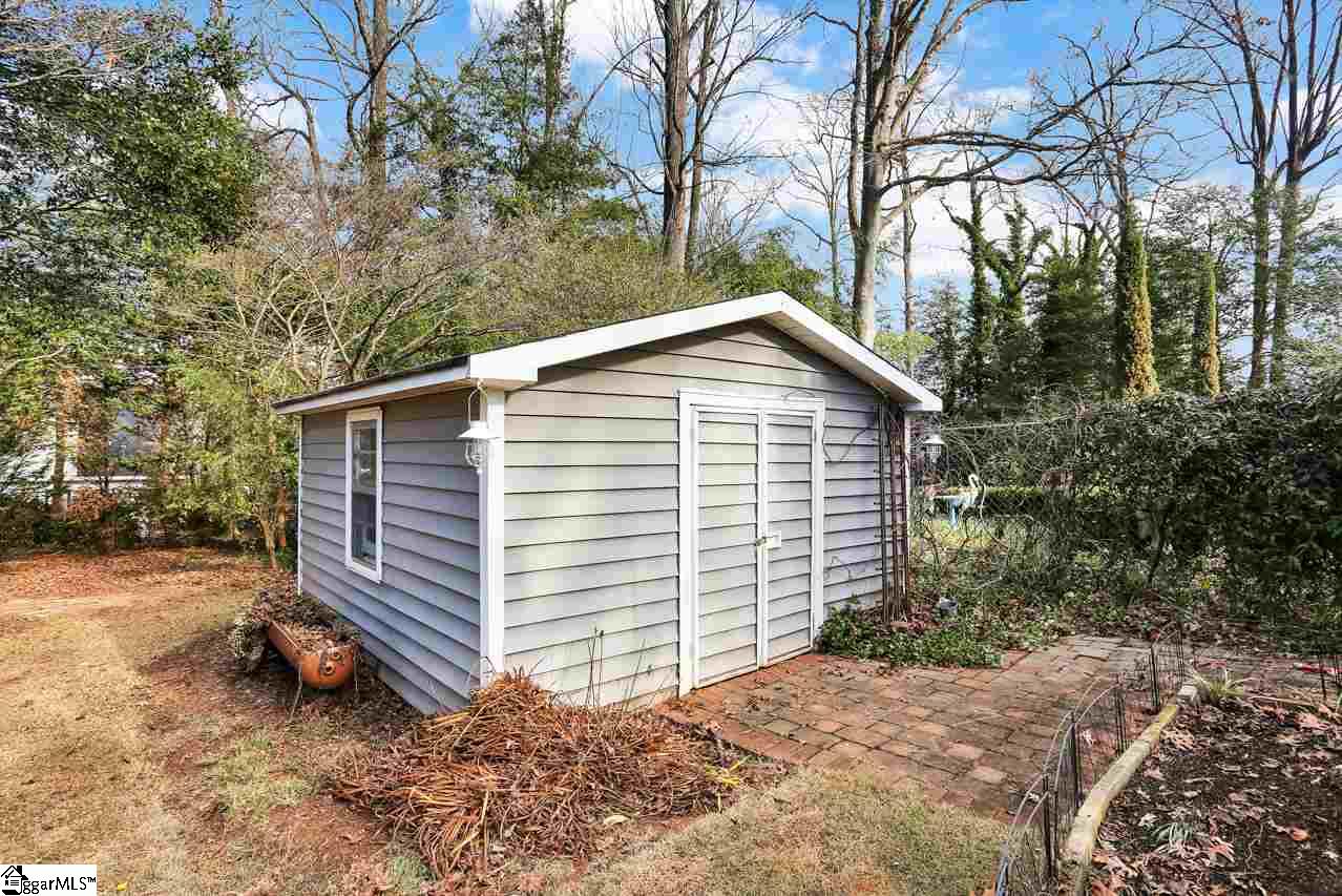 24 Spring Forest Road Greenville, SC 29615 - Photo 27 of 33 Gallery Image 27