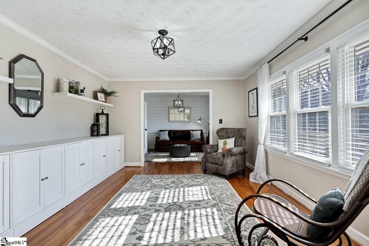 24 Spring Forest Road Greenville, SC 29615 - Photo 4 of 33 Gallery Image 4
