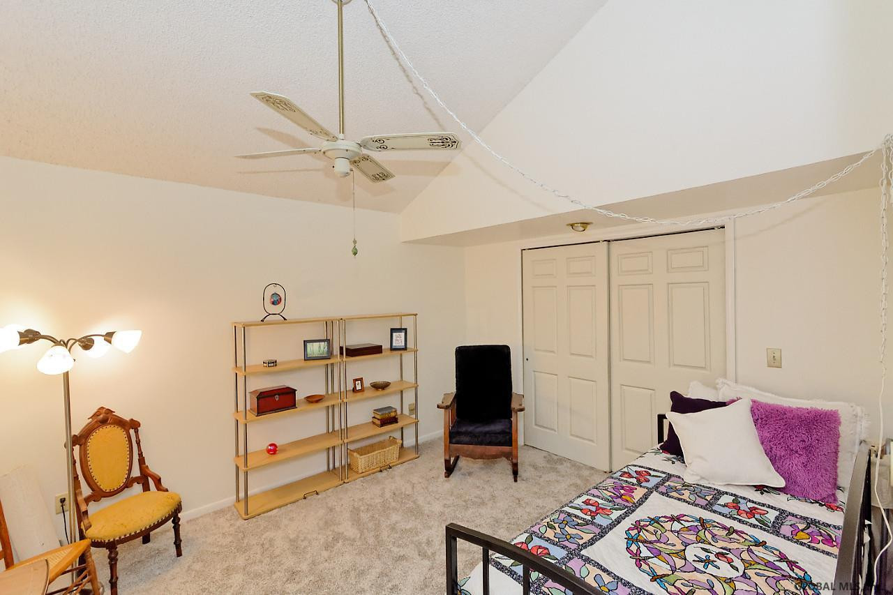 17 Leaf Road Bethlehem, NY 12054 - Photo 12 of 20 Photo 12