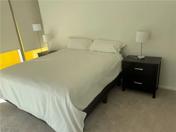$4,000 | 3722 South Las Vegas Boulevard, Unit 1812, Las Vegas, NV 89158