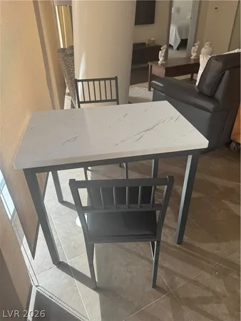 $4,000 | 3722 South Las Vegas Boulevard, Unit 1812, Las Vegas, NV 89158