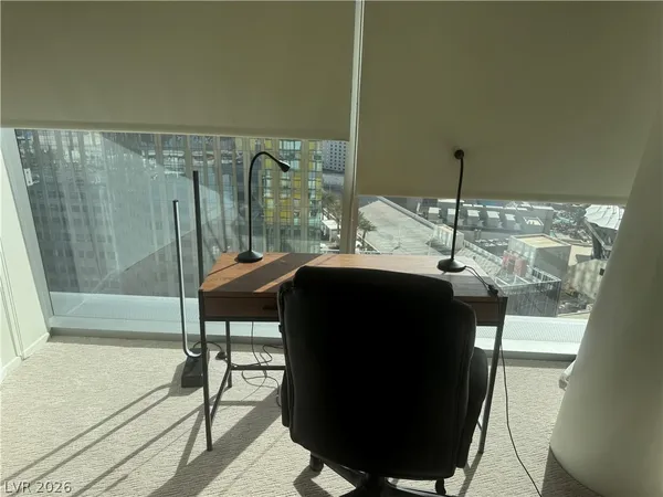 $4,000 | 3722 South Las Vegas Boulevard, Unit 1812, Las Vegas, NV 89158