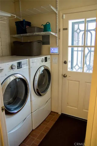 $1,394,000 | 2619 Mary Street, La Crescenta, CA 91214