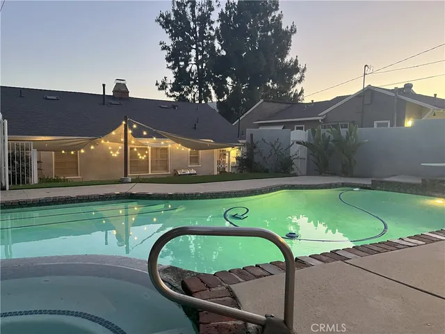$1,394,000 | 2619 Mary Street, La Crescenta, CA 91214
