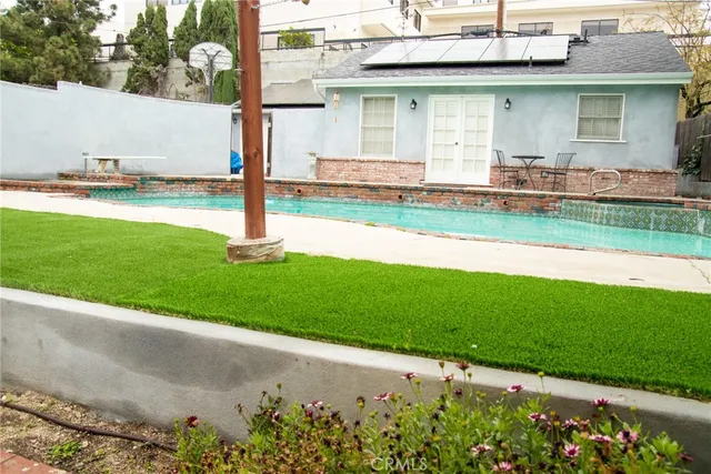 $1,394,000 | 2619 Mary Street, La Crescenta, CA 91214