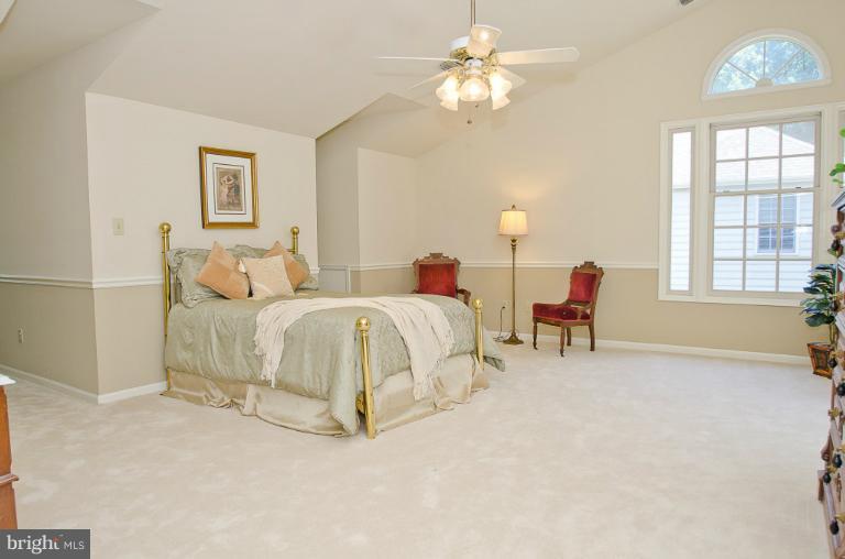 8325 Kings Ridge Court Springfield, VA 22153 - Photo 6 of 25 Bedroom (Master)