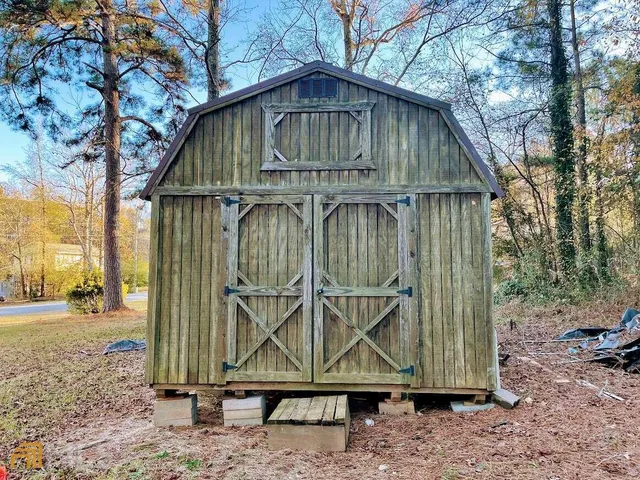 a view of outdoor space yard and patio