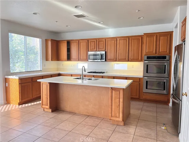 $899,900 | 11587 Trailway Drive, Riverside, CA 92505