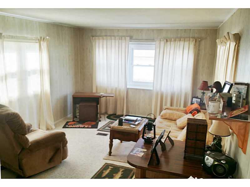 290 Stephenson Street, Unit 12 Lakeview, OH 43331 - Photo 4 of 10