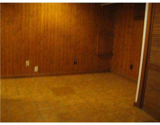 7924 Roderick Drive Pittsburgh, PA 15237 - Photo 17 of 18 Den.