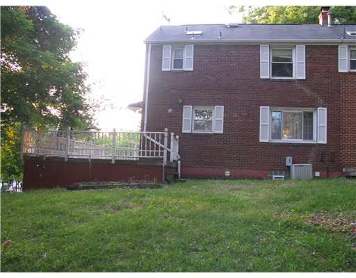 7924 Roderick Drive Pittsburgh, PA 15237 - Photo 4 of 18 Exterior Back.