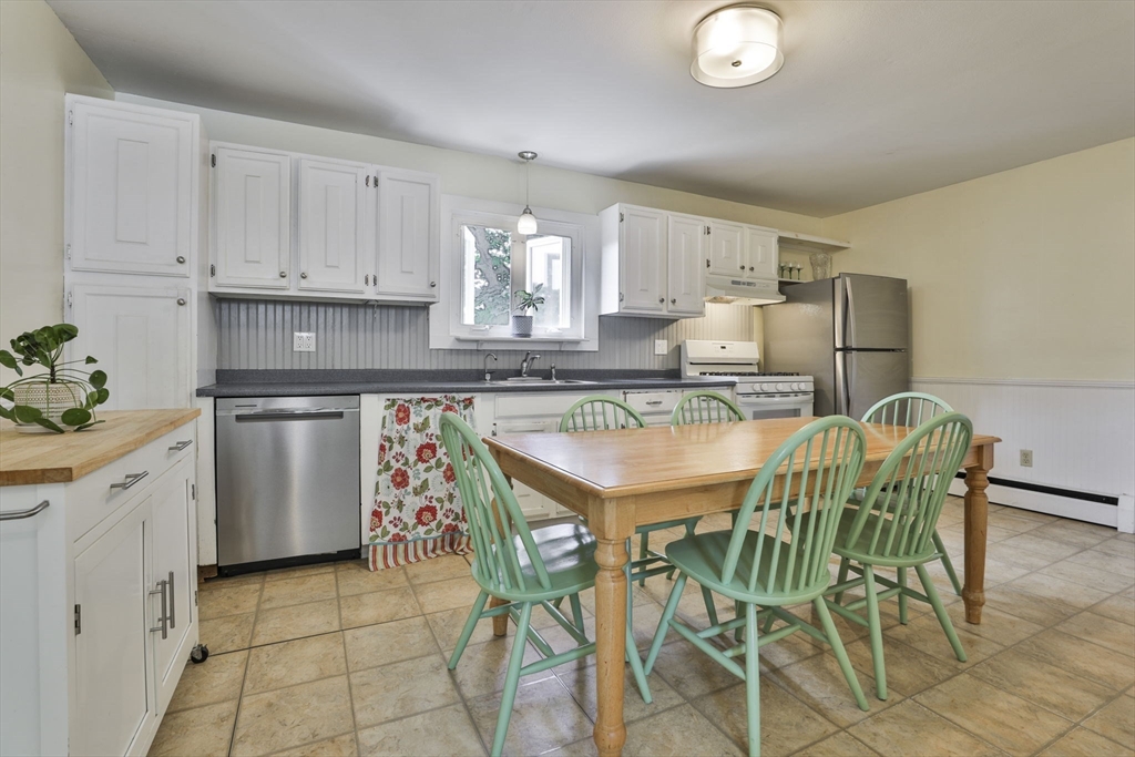 15 Charter Street Exeter, NH 03833 - Photo 5 of 25 Gallery Image 5