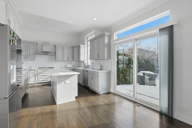 $599,000 | 1951 Broadsmore Drive, Algonquin, IL 60102