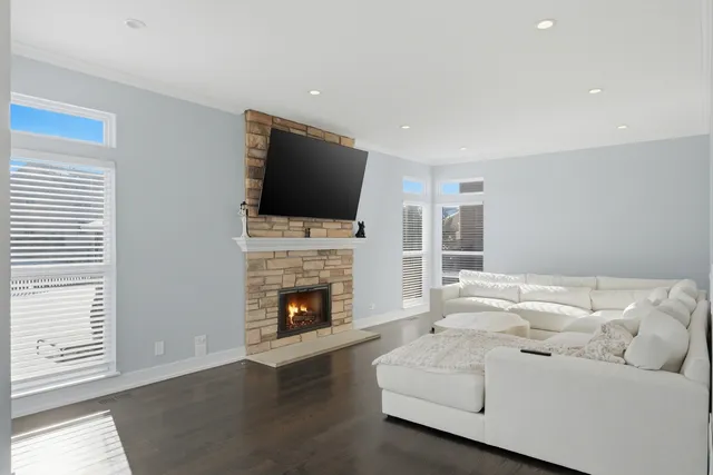 $599,000 | 1951 Broadsmore Drive, Algonquin, IL 60102