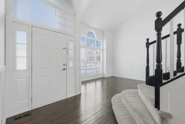 $599,000 | 1951 Broadsmore Drive, Algonquin, IL 60102