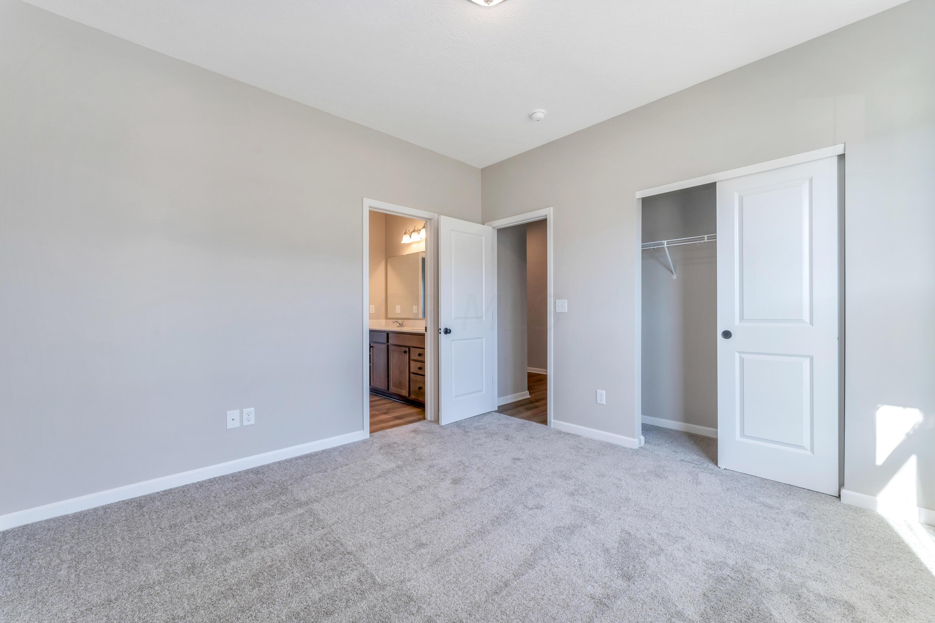 359 Passina Road Delaware, OH 43015 - Photo 4 of 20 DSC04560-2