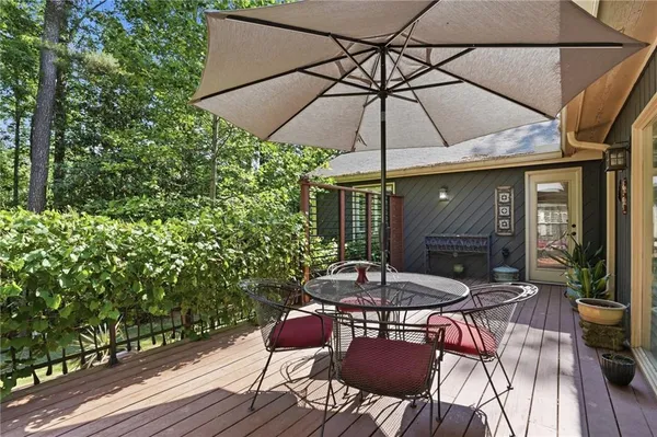 $4,800 | 1180 St Andrews Circle, Atlanta, GA 30338