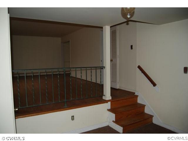 10517 Gayton Road Henrico, VA 23238 - Photo 10 of 11 Foyer