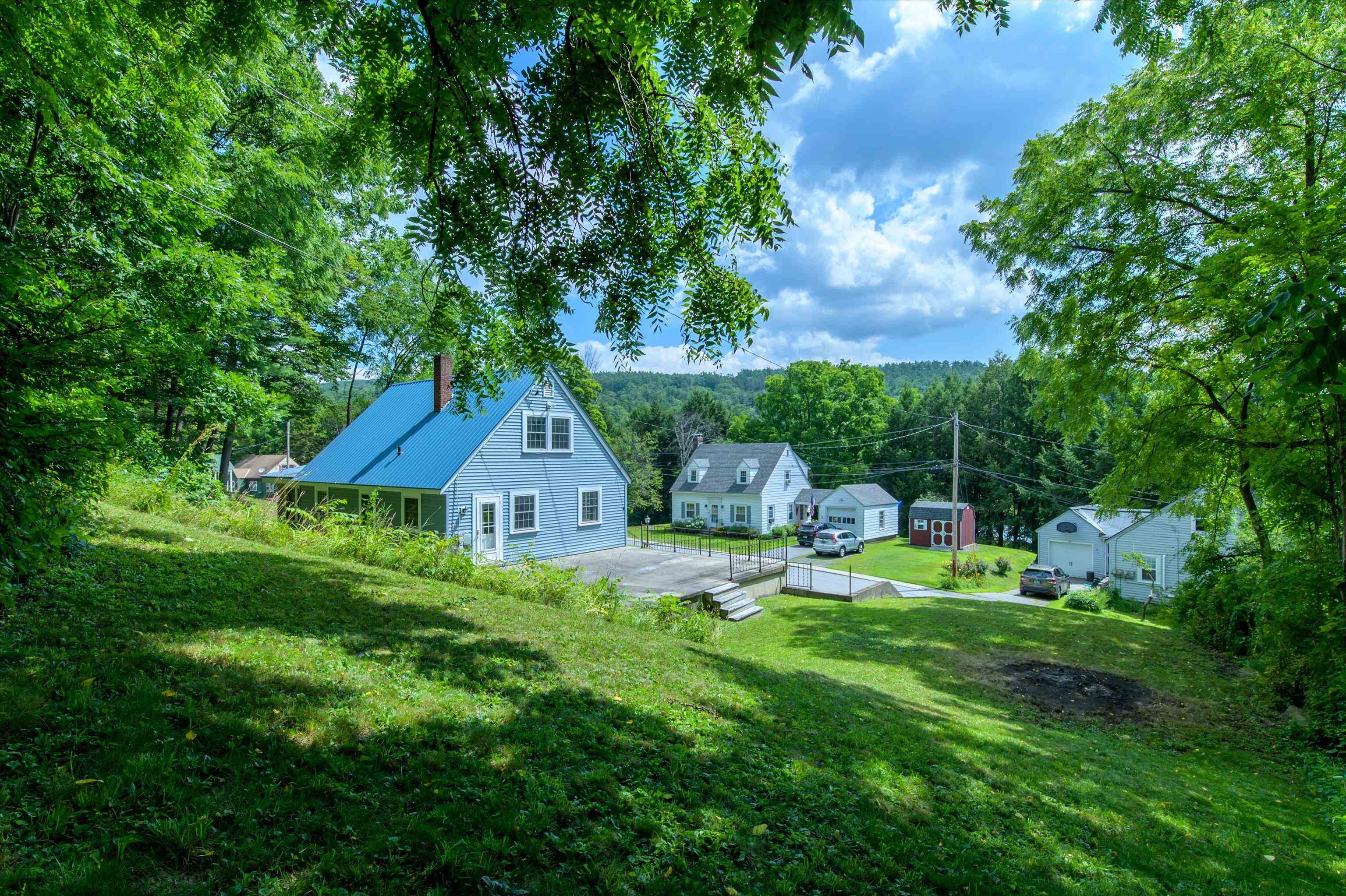 32 Mark Street Springfield, VT 05156 - Photo 7 of 40 Gallery Image 7