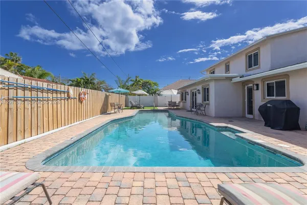 $6,950 | 1660 Northeast 25th Avenue, Pompano Beach, FL 33062