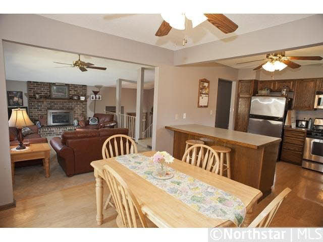4711 Beacon Hill Road Eagan, MN 55122 - Photo 5 of 18 Gallery Image 5